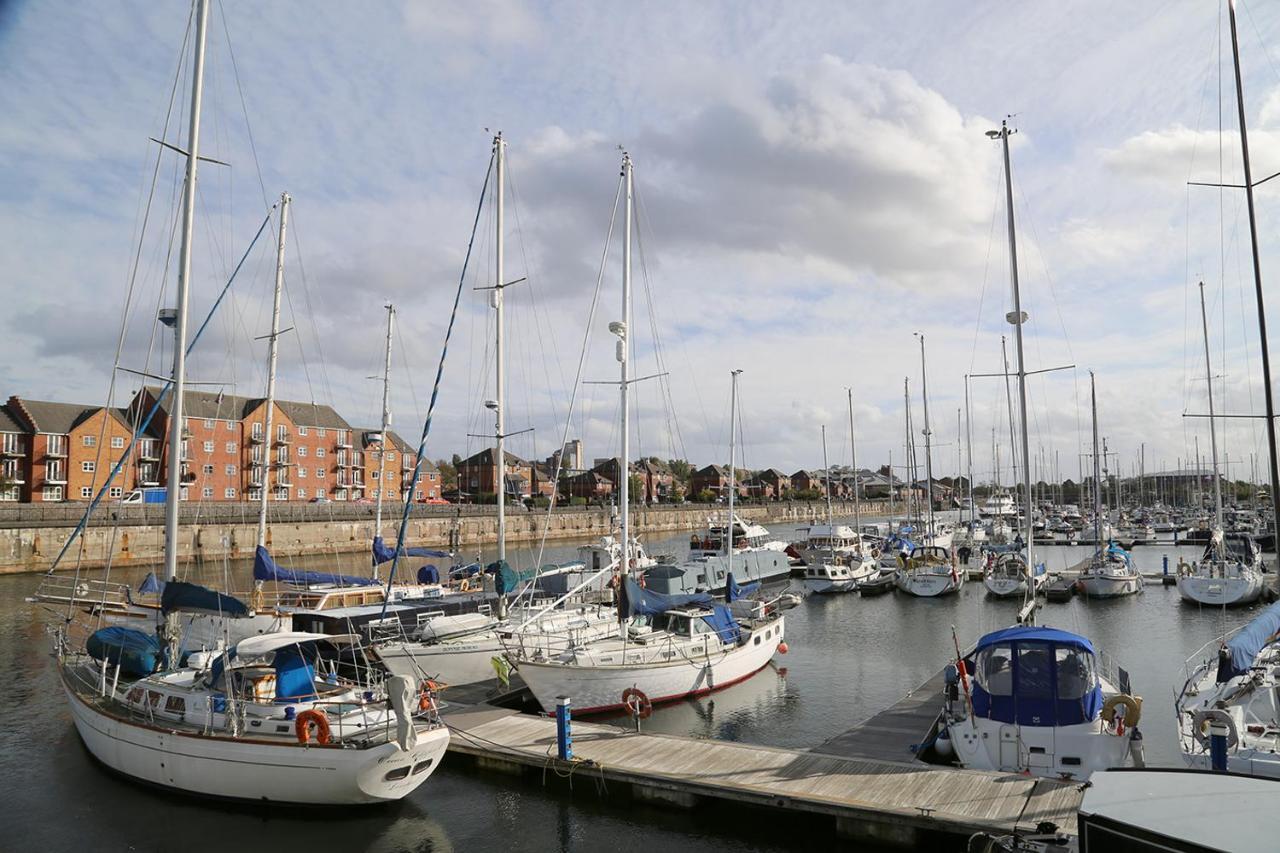 Hotel The Liverpool Boat Esterno foto